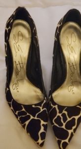 Leopard pony hair pumps